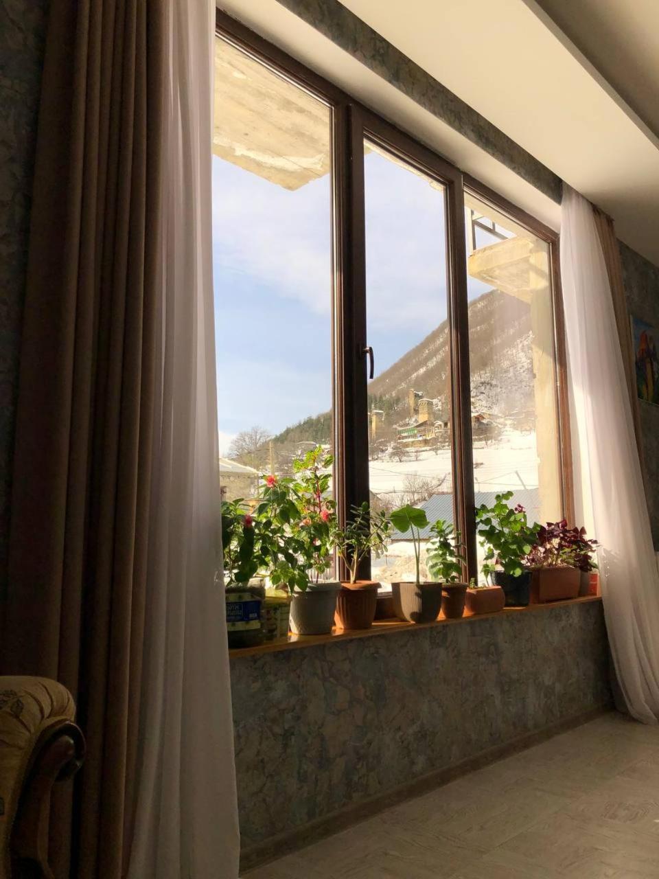 Hotel Ninama Mestia Zewnętrze zdjęcie